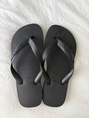 Havianas Women’s Black Flip Flops